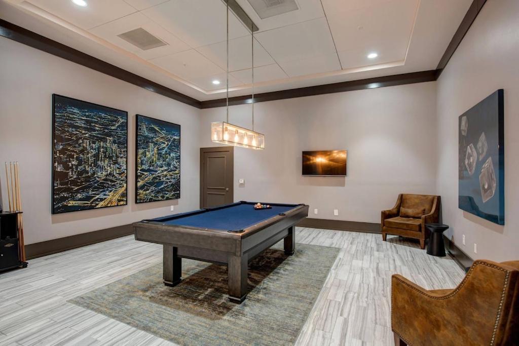 Modern Galleria Apt-Freeparking-Pool-Fast Wifi-Med Ctr Houston Eksteriør billede